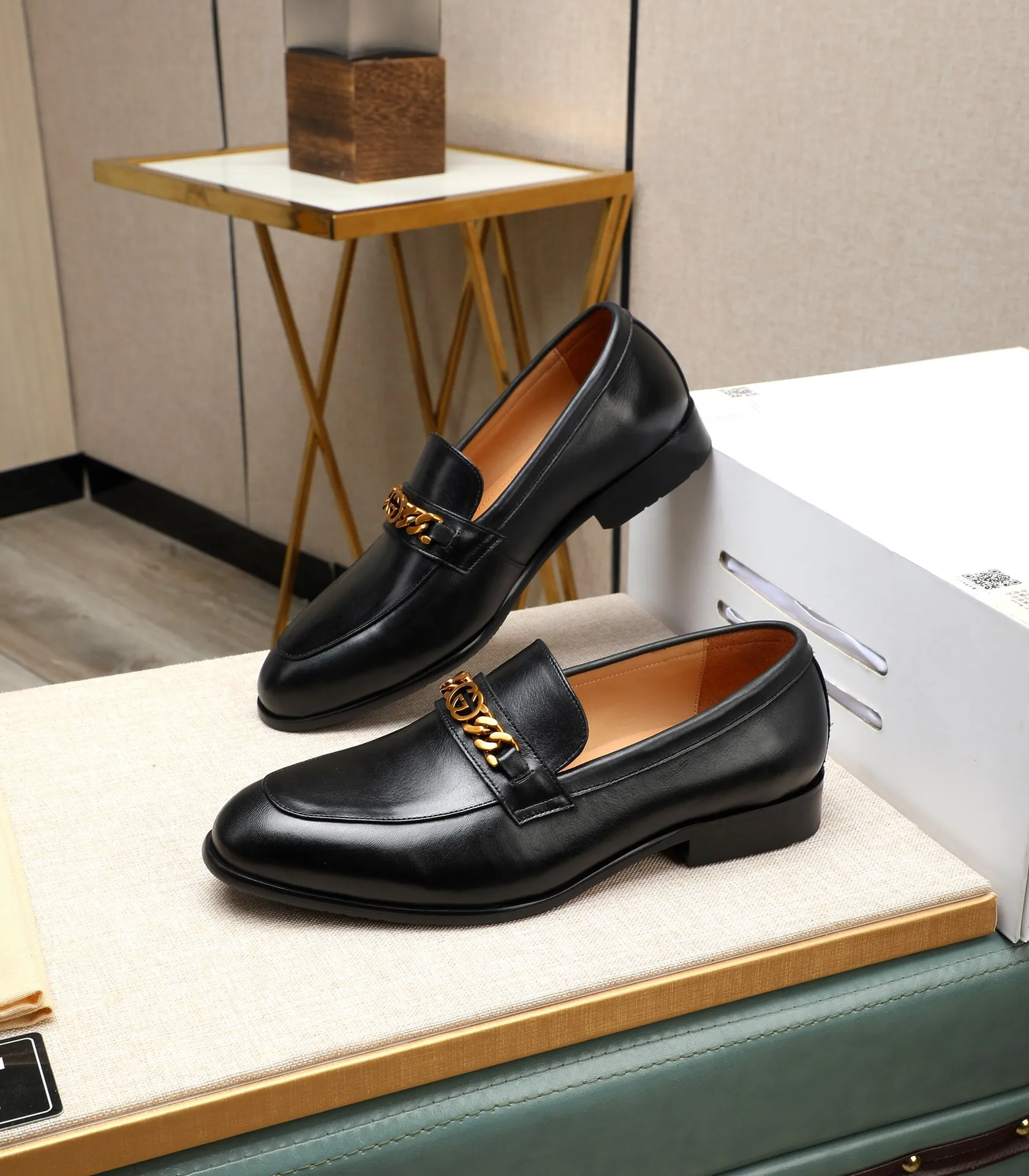 Men's shoes 💰500 📛📛 Original version (water-dyed cow lining) GUCCI official website formal shoes 🌀 Italian 🇮🇹 imported cowhide ➕ top imported water-dyed cowhide lining 💋 fine handmade original bottom, the real thing looks better when photographed in person Standard size 38-44 (45 46 customized)